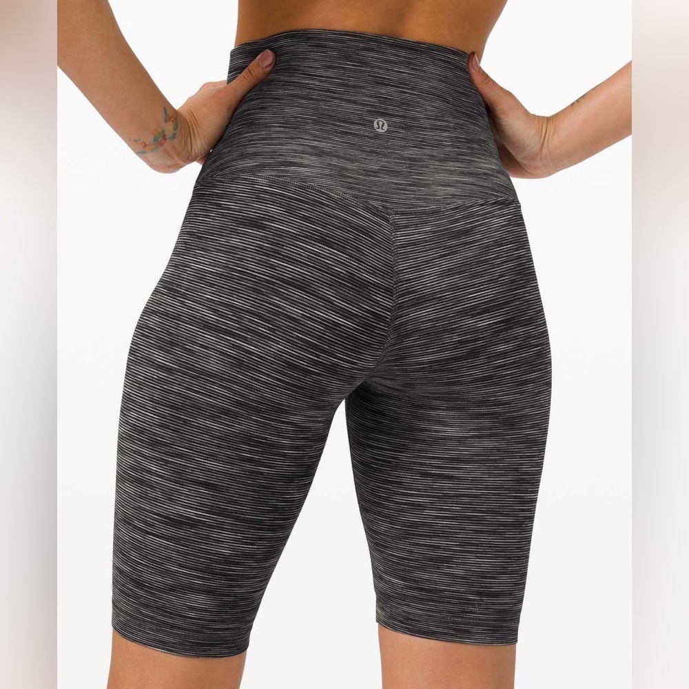 Lululemon Align Super High Rise Short *10" Size 4